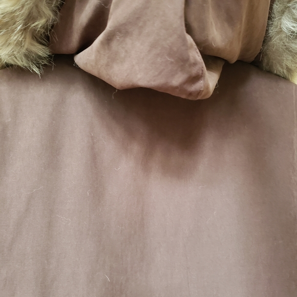 Halston Brown Coyote Fur Hood Zip Up Winter Coat - Picture 13 of 14